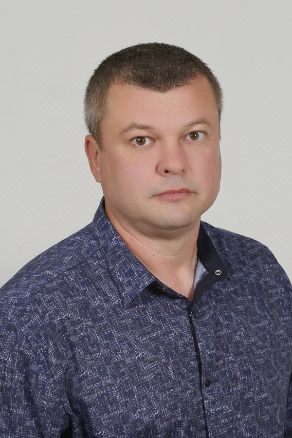 Елистратов Денис Геннадьевич